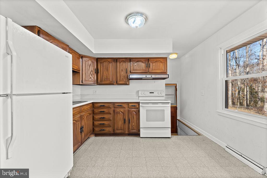 15 WINSTON PL, FREDERICKSBURG, Virginia 22405, 3 Bedrooms Bedrooms, 5 Rooms Rooms,1 BathroomBathrooms,Residential,For sale,15 WINSTON PL,VAST2045404 MLS # VAST2045404 15 WINSTON PL, FREDERICKSBURG, Virginia 22405, 3 Bedrooms Bedrooms, 5 Rooms Rooms,1 BathroomBathrooms,Residential,For sale,15 WINSTON PL,VAST2045404 MLS # VAST2045404