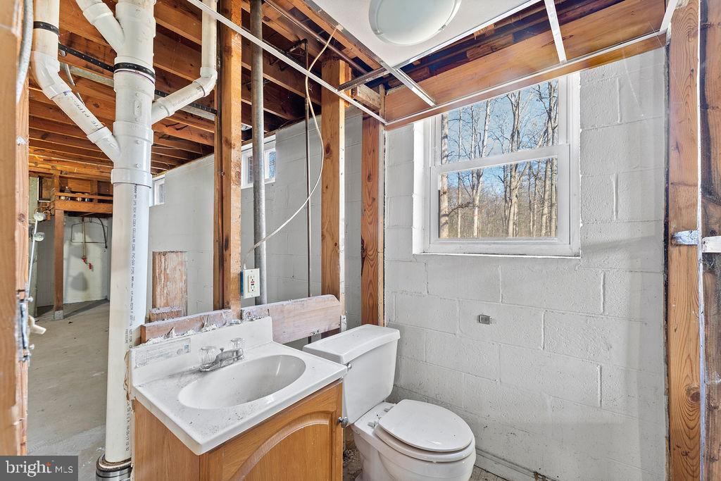 15 WINSTON PL, FREDERICKSBURG, Virginia 22405, 3 Bedrooms Bedrooms, 5 Rooms Rooms,1 BathroomBathrooms,Residential,For sale,15 WINSTON PL,VAST2045404 MLS # VAST2045404 15 WINSTON PL, FREDERICKSBURG, Virginia 22405, 3 Bedrooms Bedrooms, 5 Rooms Rooms,1 BathroomBathrooms,Residential,For sale,15 WINSTON PL,VAST2045404 MLS # VAST2045404