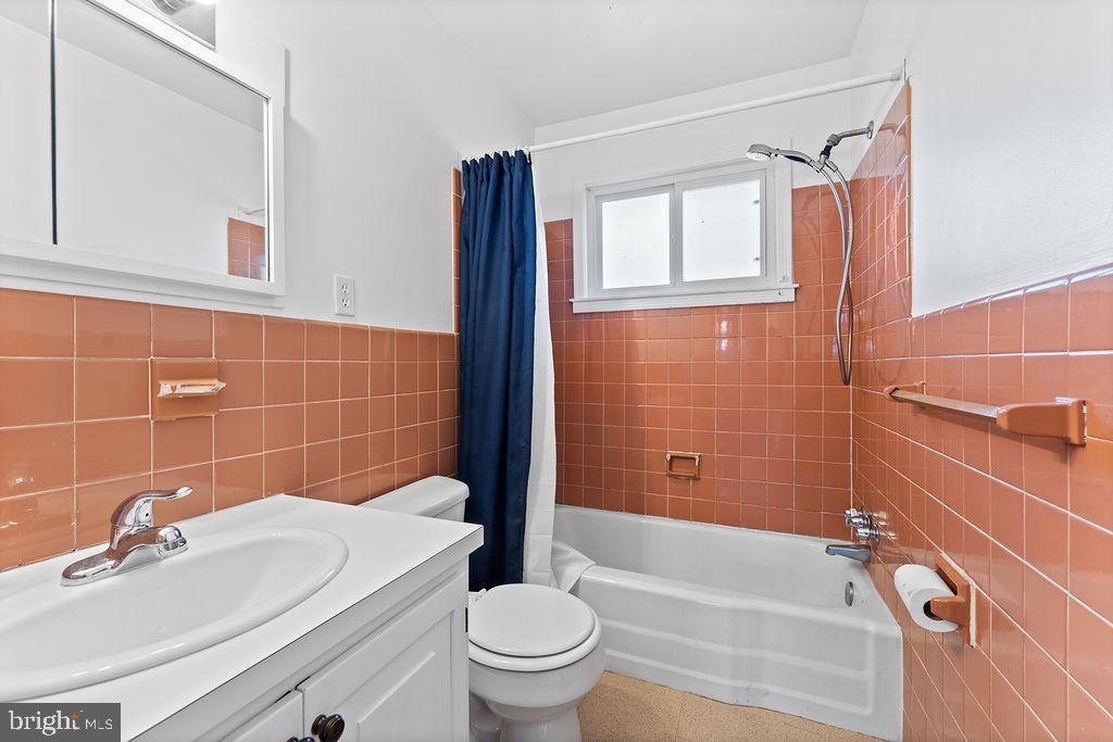 15 WINSTON PL, FREDERICKSBURG, Virginia 22405, 3 Bedrooms Bedrooms, 5 Rooms Rooms,1 BathroomBathrooms,Residential,For sale,15 WINSTON PL,VAST2045404 MLS # VAST2045404 15 WINSTON PL, FREDERICKSBURG, Virginia 22405, 3 Bedrooms Bedrooms, 5 Rooms Rooms,1 BathroomBathrooms,Residential,For sale,15 WINSTON PL,VAST2045404 MLS # VAST2045404