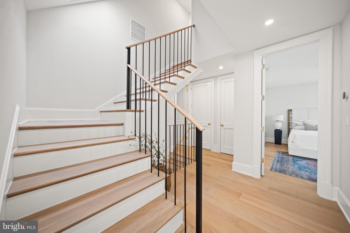 2602 36TH PL NW, WASHINGTON, District Of Columbia 20007, 5 Bedrooms Bedrooms, ,5 BathroomsBathrooms,Residential,For sale,2602 36TH PL NW,DCDC2242310 MLS # DCDC2242310