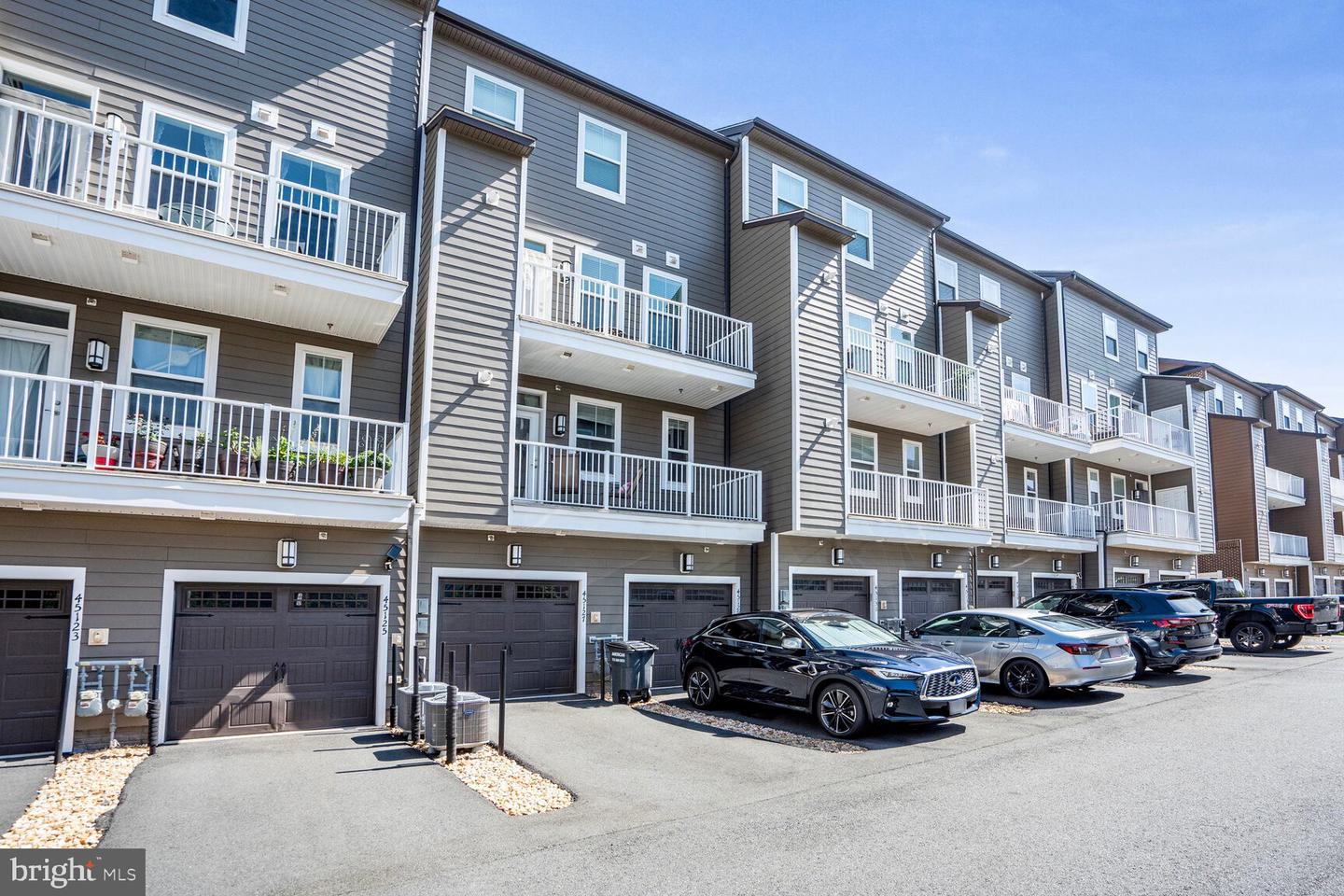 45127 KINCORA DR, ASHBURN, Virginia 20147, 3 Bedrooms Bedrooms, 9 Rooms Rooms,2 BathroomsBathrooms,Residential,For sale,45127 KINCORA DR,VALO2114312 MLS # VALO2114312 45127 KINCORA DR, ASHBURN, Virginia 20147, 3 Bedrooms Bedrooms, 9 Rooms Rooms,2 BathroomsBathrooms,Residential,For sale,45127 KINCORA DR,VALO2114312 MLS # VALO2114312