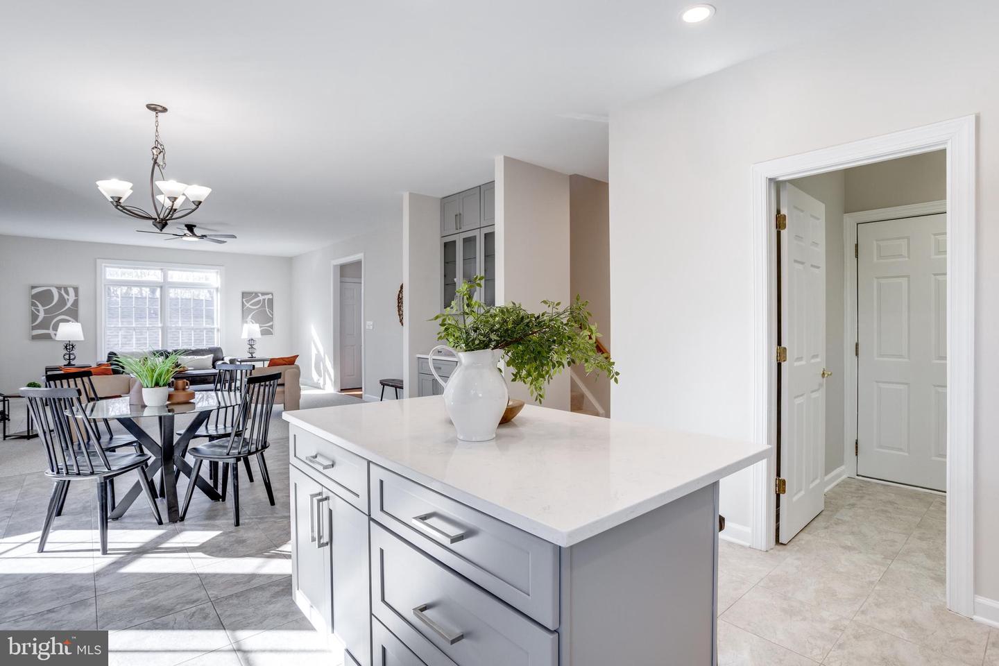 5699 DAWES AVE, ALEXANDRIA, Virginia 22311, 4 Bedrooms Bedrooms, ,2 BathroomsBathrooms,Residential,For sale,5699 DAWES AVE,VAFX2267324 MLS # VAFX2267324 5699 DAWES AVE, ALEXANDRIA, Virginia 22311, 4 Bedrooms Bedrooms, ,2 BathroomsBathrooms,Residential,For sale,5699 DAWES AVE,VAFX2267324 MLS # VAFX2267324