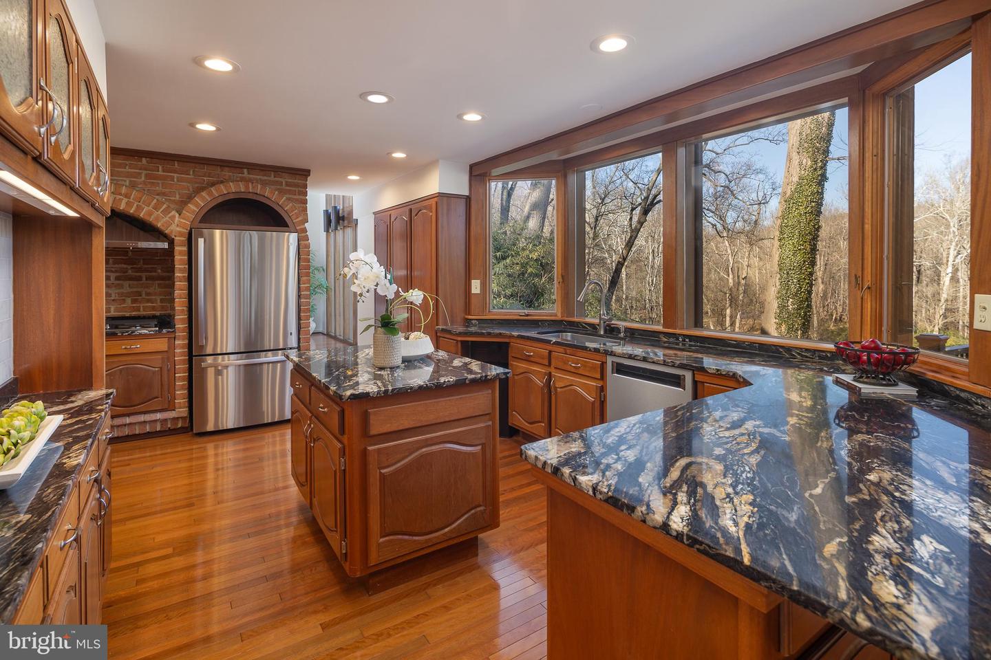 1416 LADY BIRD DR, MCLEAN, Virginia 22101, 5 Bedrooms Bedrooms, 10 Rooms Rooms,4 BathroomsBathrooms,Residential,For sale,1416 LADY BIRD DR,VAFX2275878 MLS # VAFX2275878