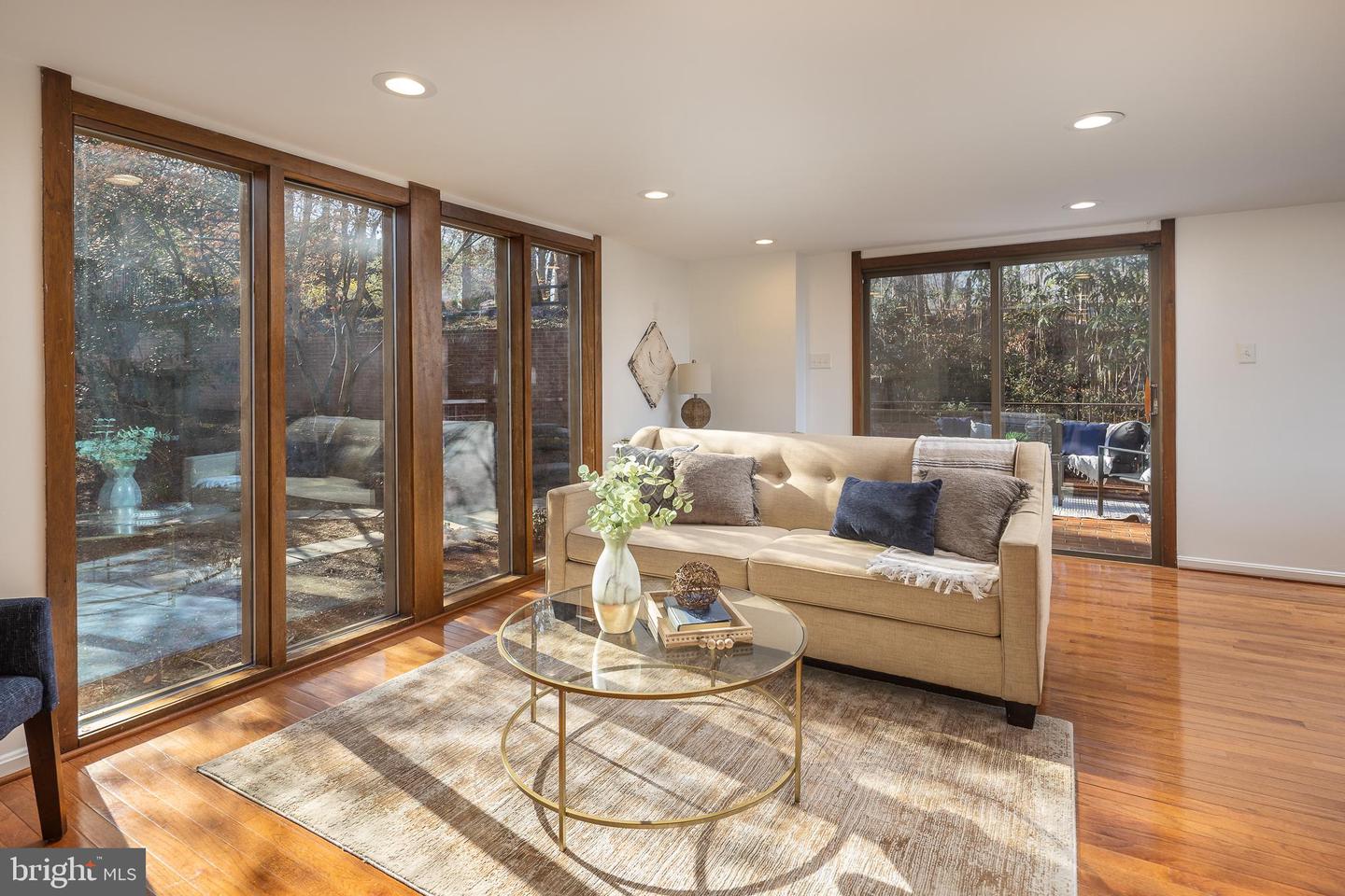 1416 LADY BIRD DR, MCLEAN, Virginia 22101, 5 Bedrooms Bedrooms, 10 Rooms Rooms,4 BathroomsBathrooms,Residential,For sale,1416 LADY BIRD DR,VAFX2275878 MLS # VAFX2275878