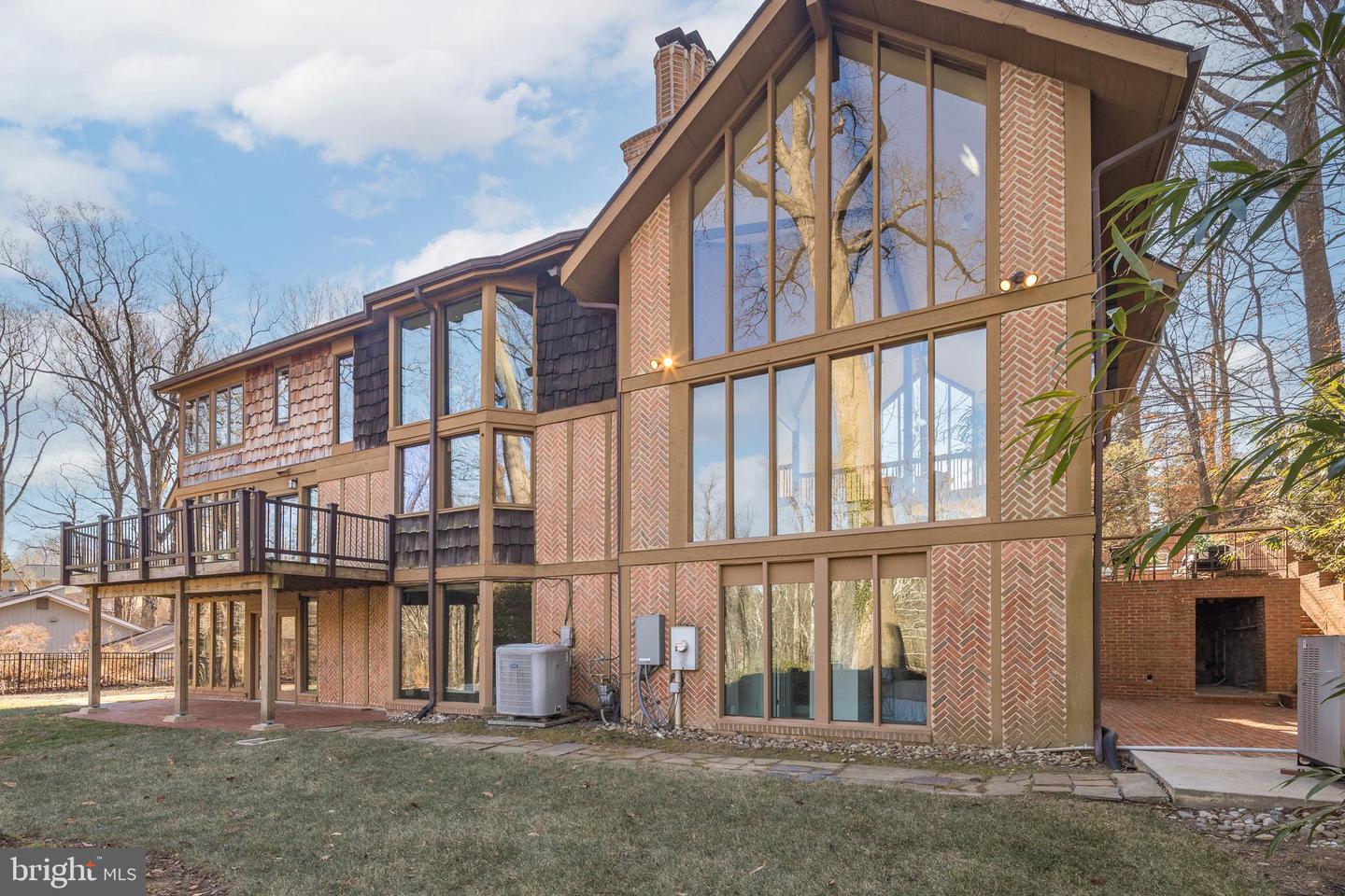 1416 LADY BIRD DR, MCLEAN, Virginia 22101, 5 Bedrooms Bedrooms, 10 Rooms Rooms,4 BathroomsBathrooms,Residential,For sale,1416 LADY BIRD DR,VAFX2275878 MLS # VAFX2275878