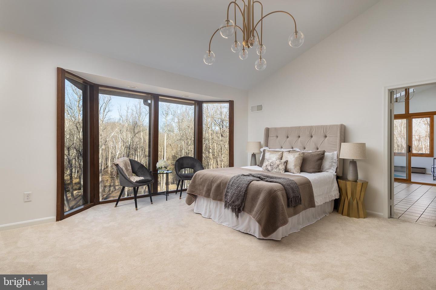 1416 LADY BIRD DR, MCLEAN, Virginia 22101, 5 Bedrooms Bedrooms, 10 Rooms Rooms,4 BathroomsBathrooms,Residential,For sale,1416 LADY BIRD DR,VAFX2275878 MLS # VAFX2275878