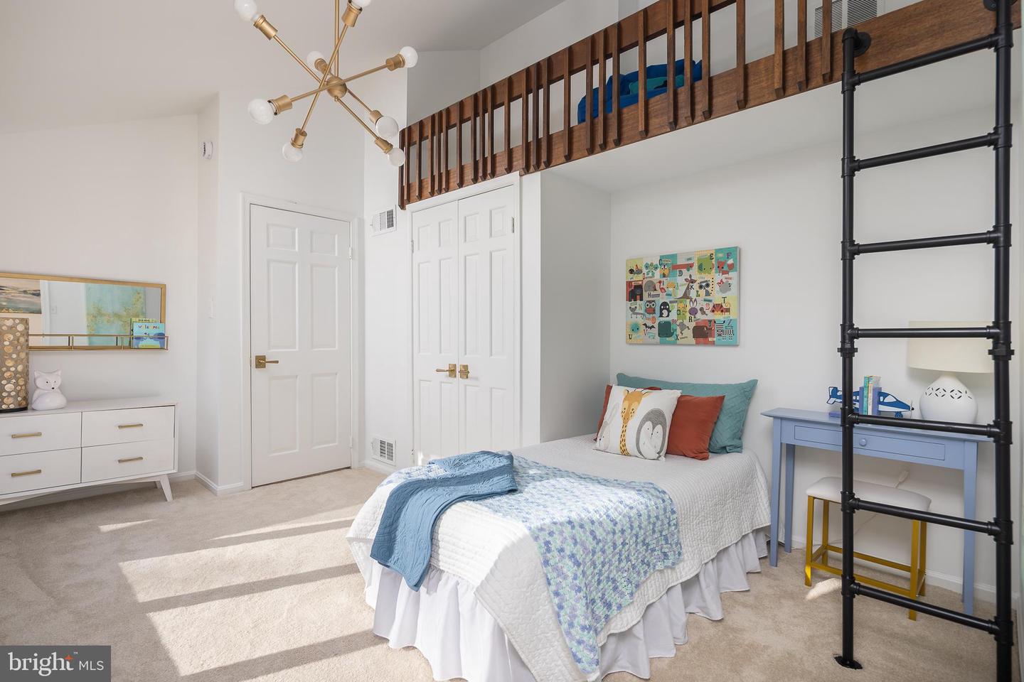 1416 LADY BIRD DR, MCLEAN, Virginia 22101, 5 Bedrooms Bedrooms, 10 Rooms Rooms,4 BathroomsBathrooms,Residential,For sale,1416 LADY BIRD DR,VAFX2275878 MLS # VAFX2275878