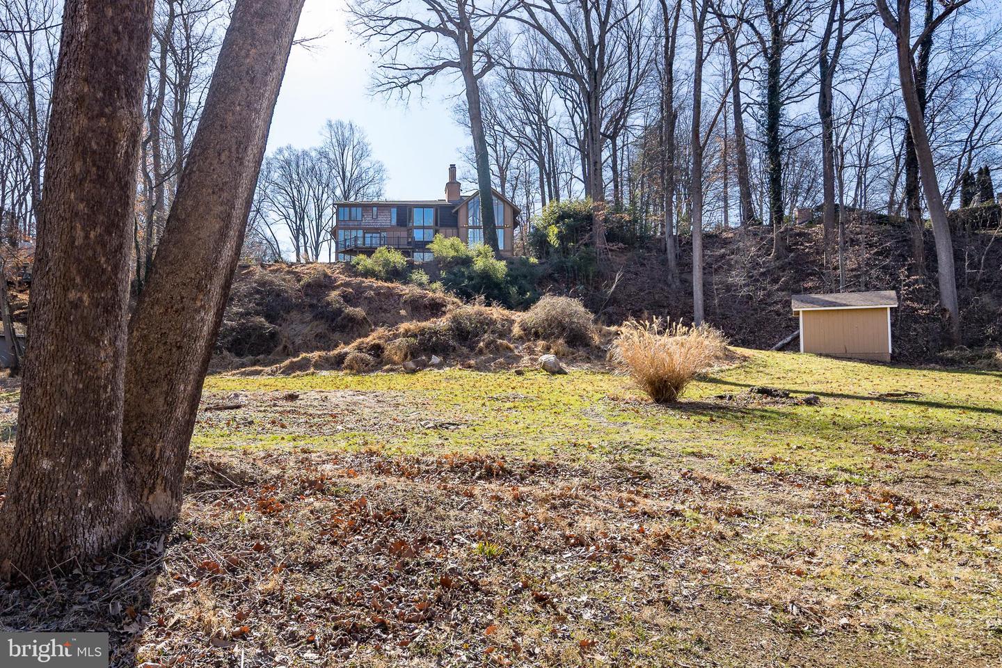 1416 LADY BIRD DR, MCLEAN, Virginia 22101, 5 Bedrooms Bedrooms, 10 Rooms Rooms,4 BathroomsBathrooms,Residential,For sale,1416 LADY BIRD DR,VAFX2275878 MLS # VAFX2275878