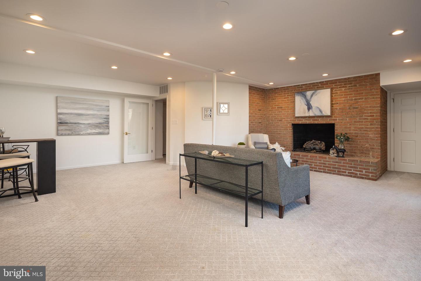 1416 LADY BIRD DR, MCLEAN, Virginia 22101, 5 Bedrooms Bedrooms, 10 Rooms Rooms,4 BathroomsBathrooms,Residential,For sale,1416 LADY BIRD DR,VAFX2275878 MLS # VAFX2275878