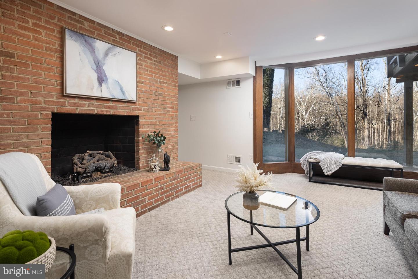 1416 LADY BIRD DR, MCLEAN, Virginia 22101, 5 Bedrooms Bedrooms, 10 Rooms Rooms,4 BathroomsBathrooms,Residential,For sale,1416 LADY BIRD DR,VAFX2275878 MLS # VAFX2275878