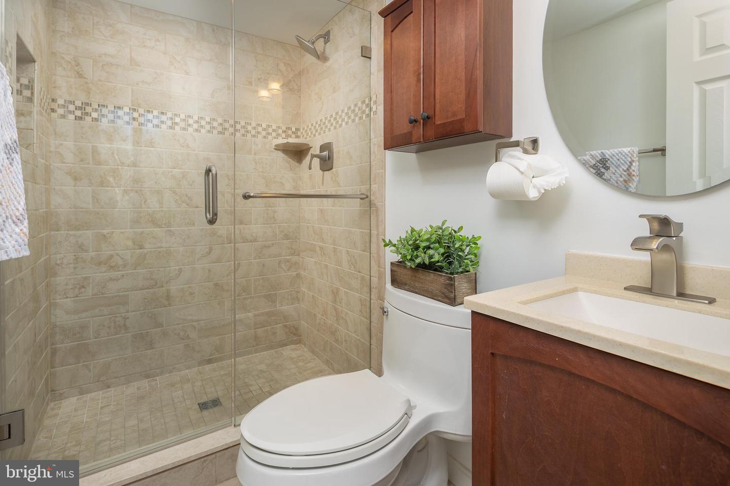 1416 LADY BIRD DR, MCLEAN, Virginia 22101, 5 Bedrooms Bedrooms, 10 Rooms Rooms,4 BathroomsBathrooms,Residential,For sale,1416 LADY BIRD DR,VAFX2275878 MLS # VAFX2275878