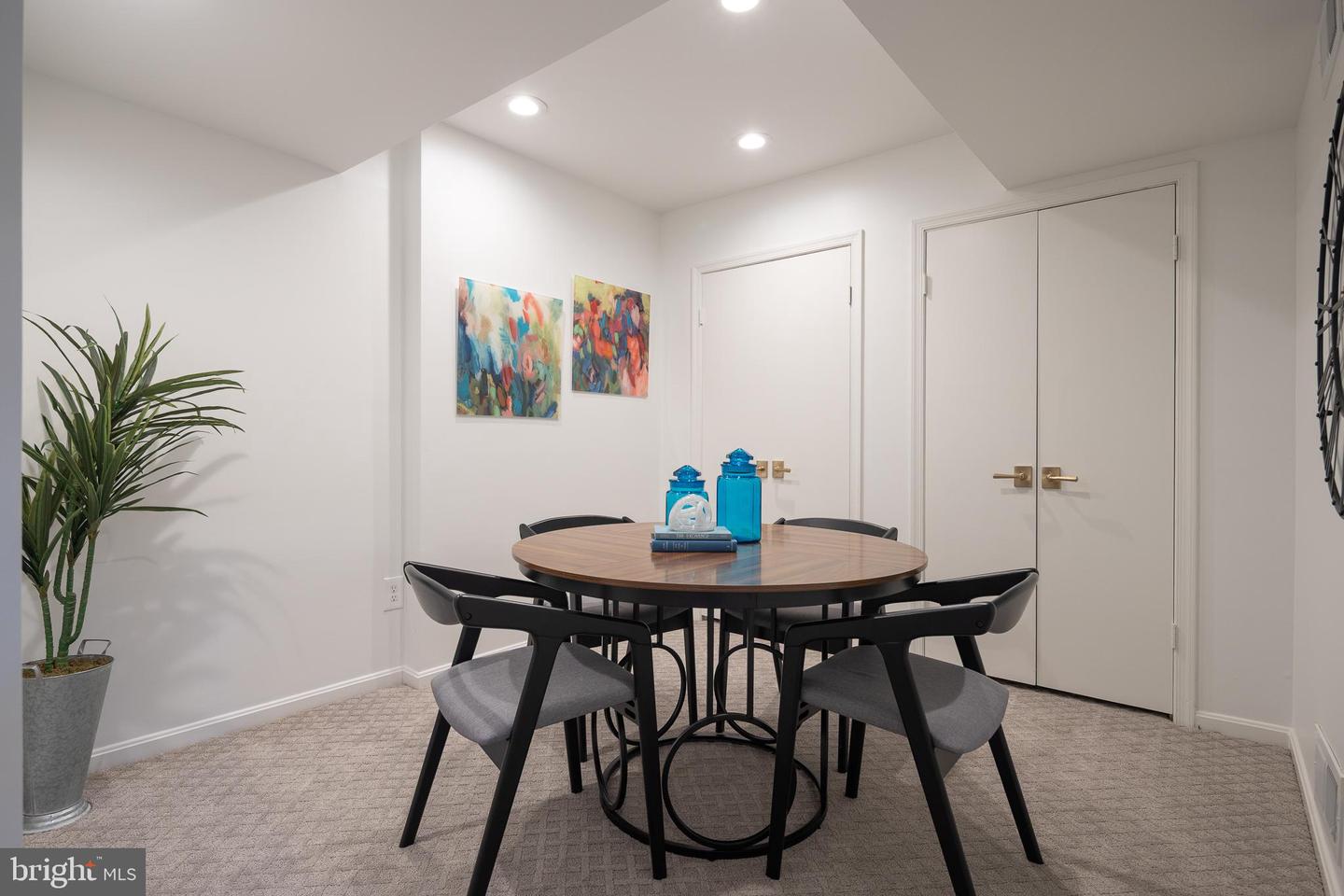 1416 LADY BIRD DR, MCLEAN, Virginia 22101, 5 Bedrooms Bedrooms, 10 Rooms Rooms,4 BathroomsBathrooms,Residential,For sale,1416 LADY BIRD DR,VAFX2275878 MLS # VAFX2275878