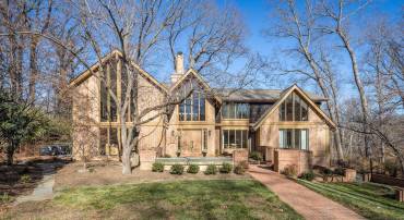 1416 LADY BIRD DR, MCLEAN, Virginia 22101, 5 Bedrooms Bedrooms, 10 Rooms Rooms,4 BathroomsBathrooms,Residential,For sale,1416 LADY BIRD DR,VAFX2275878 MLS # VAFX2275878