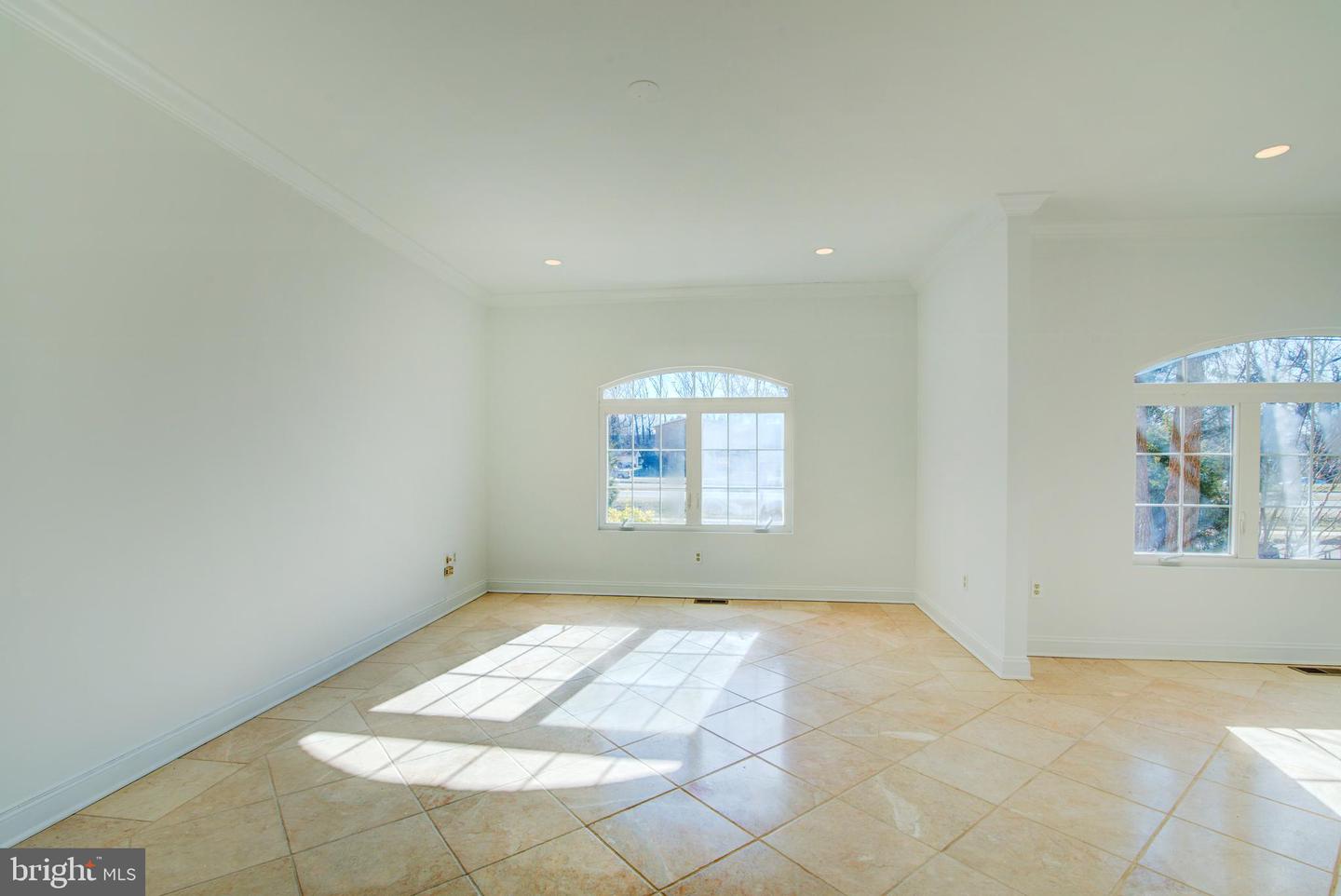 7500 ARLINGTON BLVD, FALLS CHURCH, Virginia 22042, 4 Bedrooms Bedrooms, ,4 BathroomsBathrooms,Residential,For sale,7500 ARLINGTON BLVD,VAFX2278678 MLS # VAFX2278678 7500 ARLINGTON BLVD, FALLS CHURCH, Virginia 22042, 4 Bedrooms Bedrooms, ,4 BathroomsBathrooms,Residential,For sale,7500 ARLINGTON BLVD,VAFX2278678 MLS # VAFX2278678