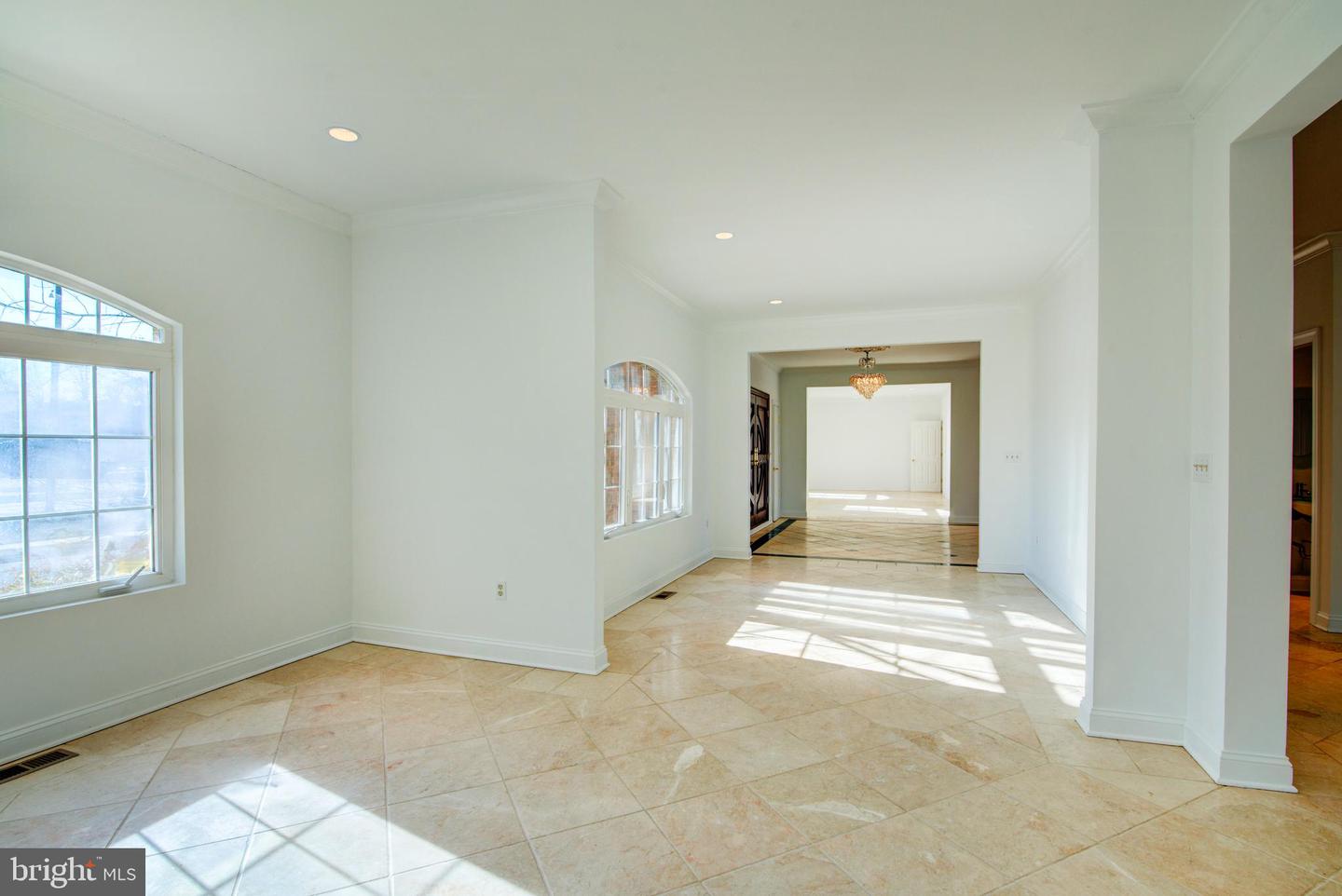 7500 ARLINGTON BLVD, FALLS CHURCH, Virginia 22042, 4 Bedrooms Bedrooms, ,4 BathroomsBathrooms,Residential,For sale,7500 ARLINGTON BLVD,VAFX2278678 MLS # VAFX2278678 7500 ARLINGTON BLVD, FALLS CHURCH, Virginia 22042, 4 Bedrooms Bedrooms, ,4 BathroomsBathrooms,Residential,For sale,7500 ARLINGTON BLVD,VAFX2278678 MLS # VAFX2278678