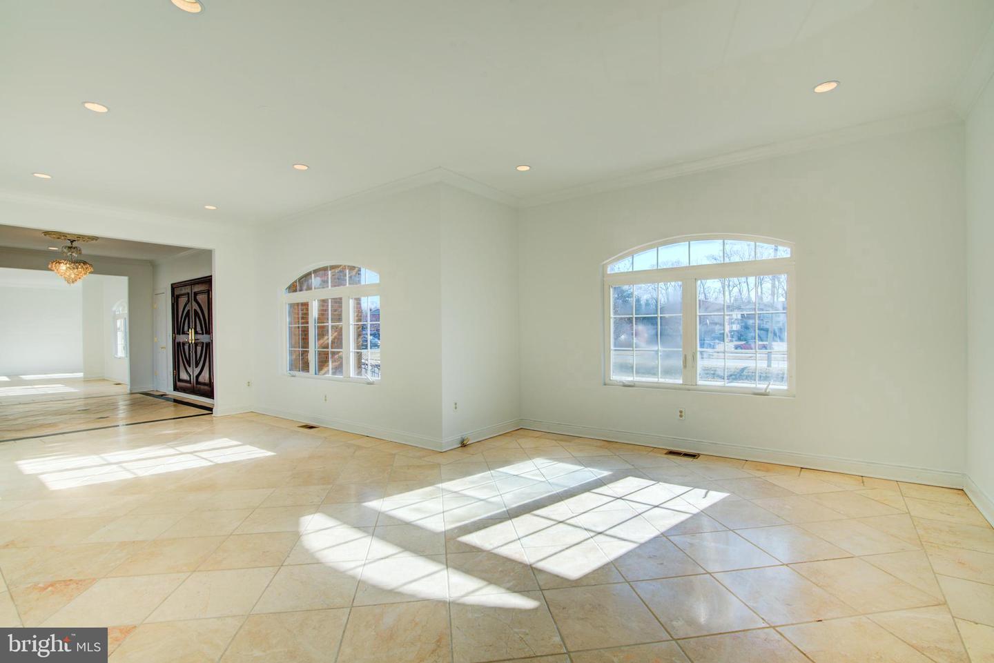 7500 ARLINGTON BLVD, FALLS CHURCH, Virginia 22042, 4 Bedrooms Bedrooms, ,4 BathroomsBathrooms,Residential,For sale,7500 ARLINGTON BLVD,VAFX2278678 MLS # VAFX2278678 7500 ARLINGTON BLVD, FALLS CHURCH, Virginia 22042, 4 Bedrooms Bedrooms, ,4 BathroomsBathrooms,Residential,For sale,7500 ARLINGTON BLVD,VAFX2278678 MLS # VAFX2278678