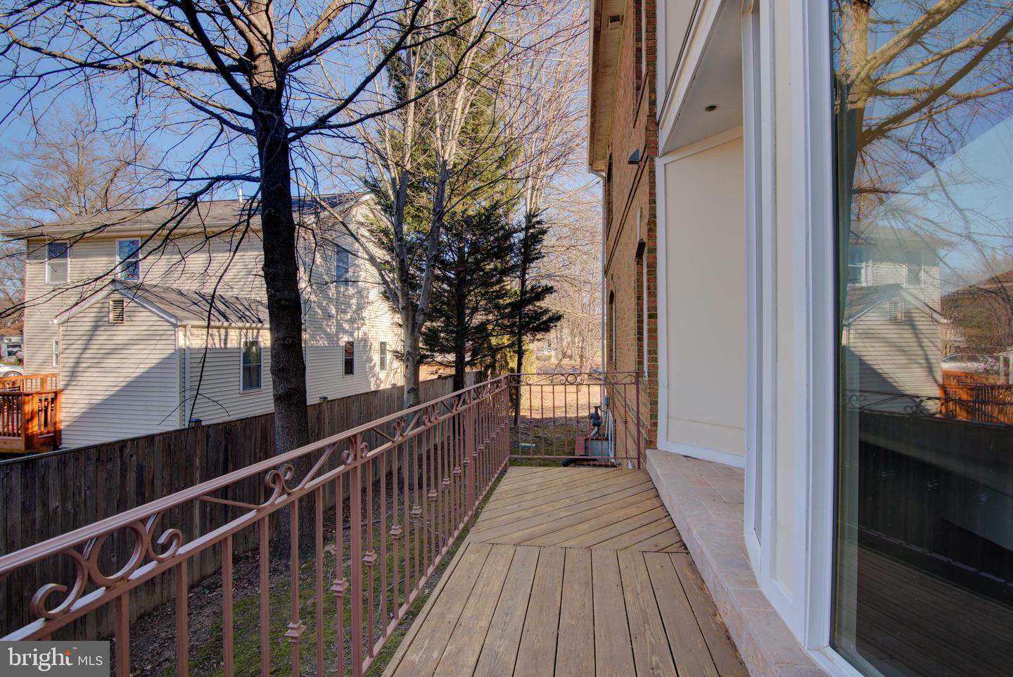 7500 ARLINGTON BLVD, FALLS CHURCH, Virginia 22042, 4 Bedrooms Bedrooms, ,4 BathroomsBathrooms,Residential,For sale,7500 ARLINGTON BLVD,VAFX2278678 MLS # VAFX2278678 7500 ARLINGTON BLVD, FALLS CHURCH, Virginia 22042, 4 Bedrooms Bedrooms, ,4 BathroomsBathrooms,Residential,For sale,7500 ARLINGTON BLVD,VAFX2278678 MLS # VAFX2278678