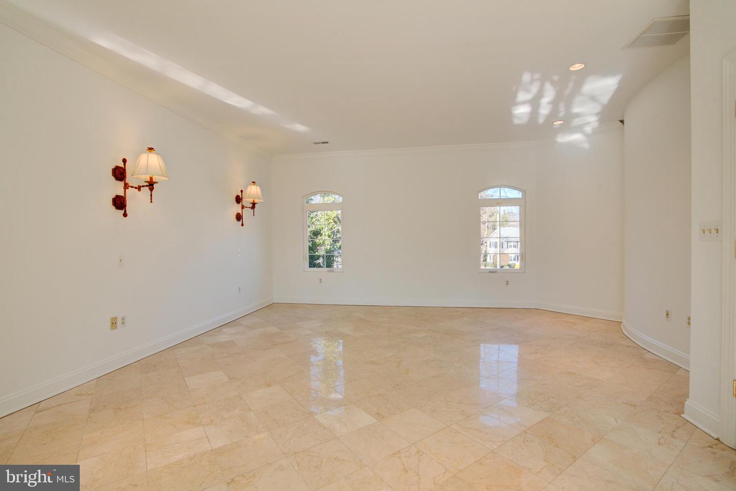 7500 ARLINGTON BLVD, FALLS CHURCH, Virginia 22042, 4 Bedrooms Bedrooms, ,4 BathroomsBathrooms,Residential,For sale,7500 ARLINGTON BLVD,VAFX2278678 MLS # VAFX2278678 7500 ARLINGTON BLVD, FALLS CHURCH, Virginia 22042, 4 Bedrooms Bedrooms, ,4 BathroomsBathrooms,Residential,For sale,7500 ARLINGTON BLVD,VAFX2278678 MLS # VAFX2278678