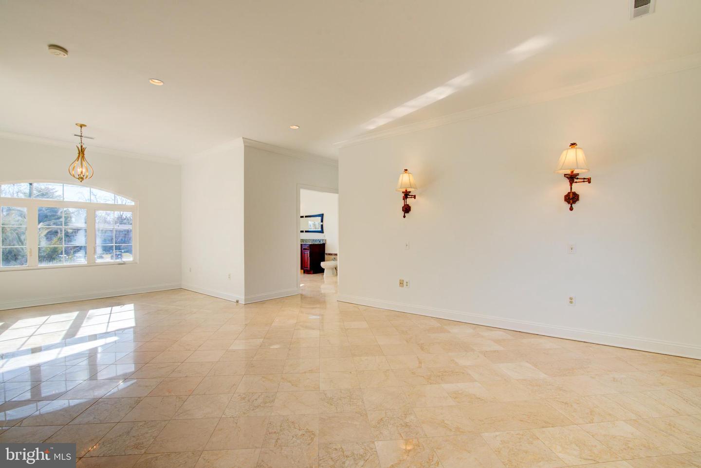 7500 ARLINGTON BLVD, FALLS CHURCH, Virginia 22042, 4 Bedrooms Bedrooms, ,4 BathroomsBathrooms,Residential,For sale,7500 ARLINGTON BLVD,VAFX2278678 MLS # VAFX2278678 7500 ARLINGTON BLVD, FALLS CHURCH, Virginia 22042, 4 Bedrooms Bedrooms, ,4 BathroomsBathrooms,Residential,For sale,7500 ARLINGTON BLVD,VAFX2278678 MLS # VAFX2278678