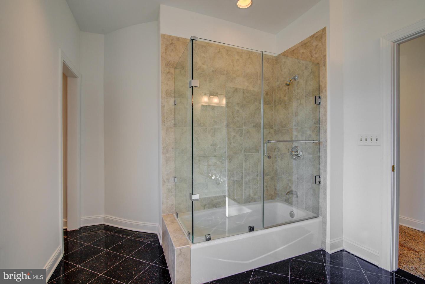 7500 ARLINGTON BLVD, FALLS CHURCH, Virginia 22042, 4 Bedrooms Bedrooms, ,4 BathroomsBathrooms,Residential,For sale,7500 ARLINGTON BLVD,VAFX2278678 MLS # VAFX2278678 7500 ARLINGTON BLVD, FALLS CHURCH, Virginia 22042, 4 Bedrooms Bedrooms, ,4 BathroomsBathrooms,Residential,For sale,7500 ARLINGTON BLVD,VAFX2278678 MLS # VAFX2278678