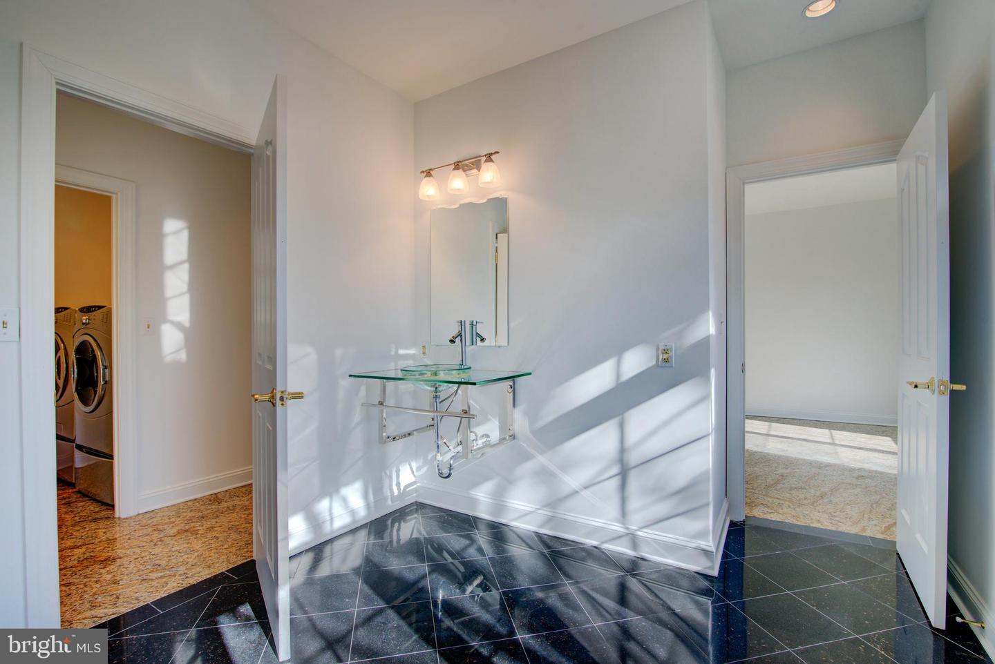 7500 ARLINGTON BLVD, FALLS CHURCH, Virginia 22042, 4 Bedrooms Bedrooms, ,4 BathroomsBathrooms,Residential,For sale,7500 ARLINGTON BLVD,VAFX2278678 MLS # VAFX2278678 7500 ARLINGTON BLVD, FALLS CHURCH, Virginia 22042, 4 Bedrooms Bedrooms, ,4 BathroomsBathrooms,Residential,For sale,7500 ARLINGTON BLVD,VAFX2278678 MLS # VAFX2278678