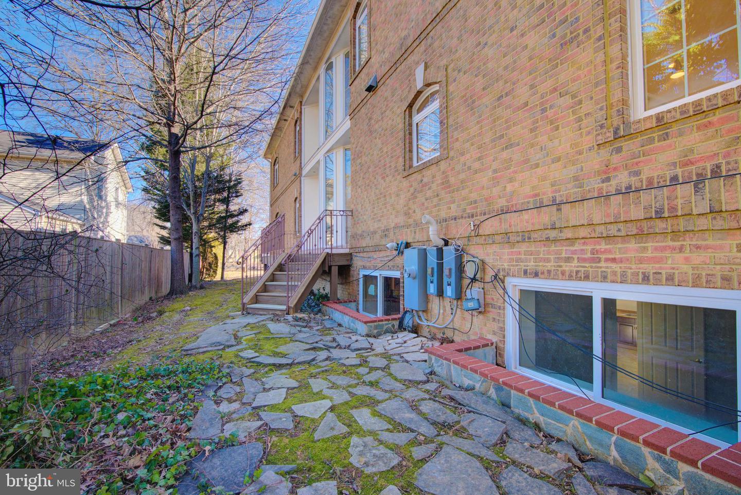 7500 ARLINGTON BLVD, FALLS CHURCH, Virginia 22042, 4 Bedrooms Bedrooms, ,4 BathroomsBathrooms,Residential,For sale,7500 ARLINGTON BLVD,VAFX2278678 MLS # VAFX2278678 7500 ARLINGTON BLVD, FALLS CHURCH, Virginia 22042, 4 Bedrooms Bedrooms, ,4 BathroomsBathrooms,Residential,For sale,7500 ARLINGTON BLVD,VAFX2278678 MLS # VAFX2278678