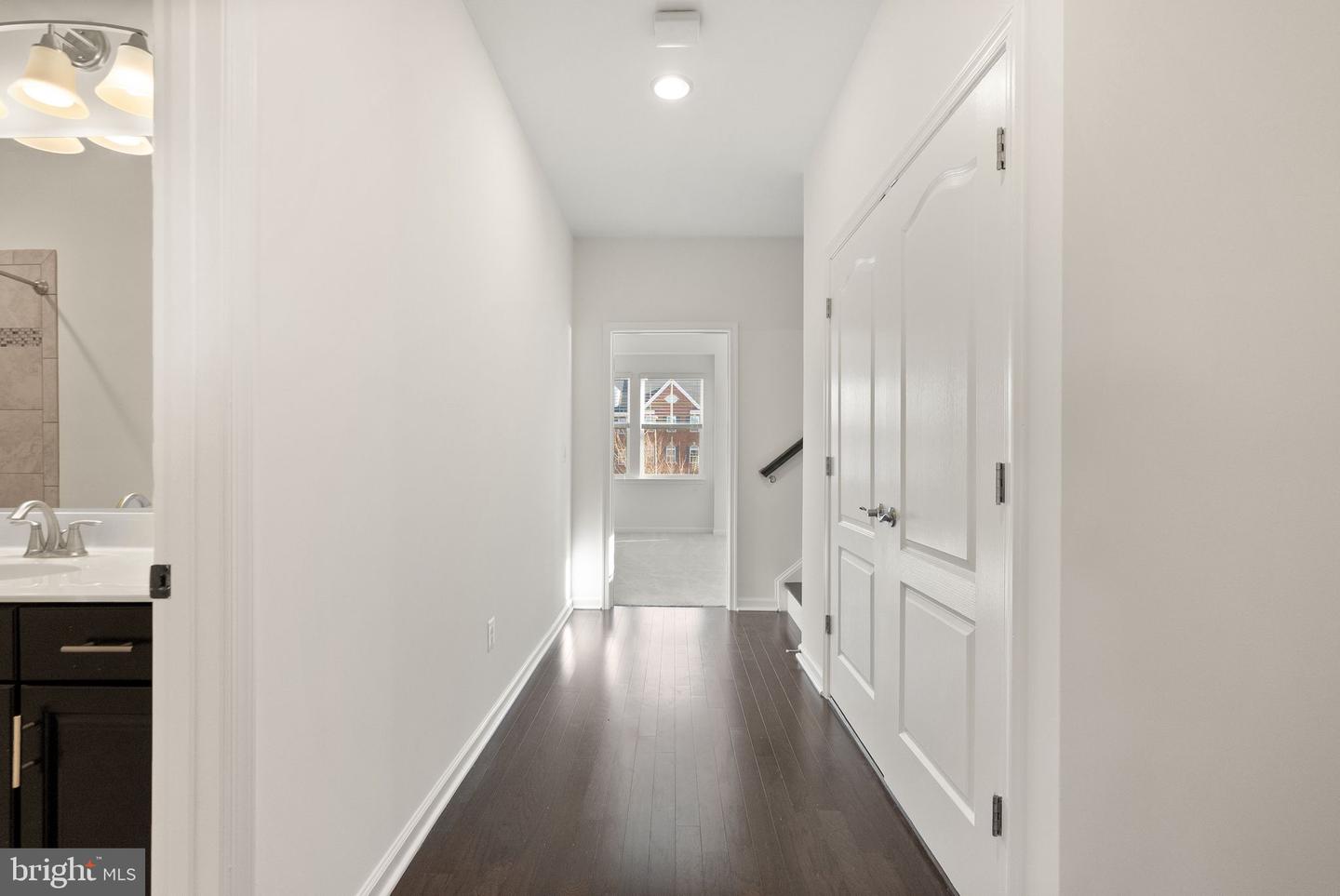 13650 AIR AND SPACE MUSEUM PKWY, HERNDON, Virginia 20171, 3 Bedrooms Bedrooms, ,3 BathroomsBathrooms,Residential,For sale,13650 AIR AND SPACE MUSEUM PKWY,VAFX2279208 MLS # VAFX2279208