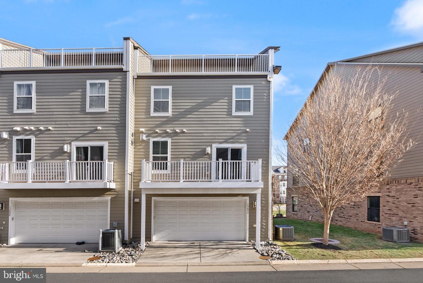 13650 AIR AND SPACE MUSEUM PKWY, HERNDON, Virginia 20171, 3 Bedrooms Bedrooms, ,3 BathroomsBathrooms,Residential,For sale,13650 AIR AND SPACE MUSEUM PKWY,VAFX2279208 MLS # VAFX2279208