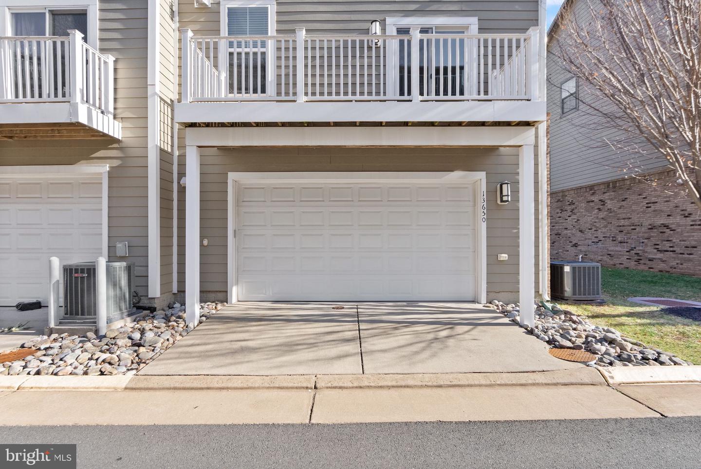 13650 AIR AND SPACE MUSEUM PKWY, HERNDON, Virginia 20171, 3 Bedrooms Bedrooms, ,3 BathroomsBathrooms,Residential,For sale,13650 AIR AND SPACE MUSEUM PKWY,VAFX2279208 MLS # VAFX2279208