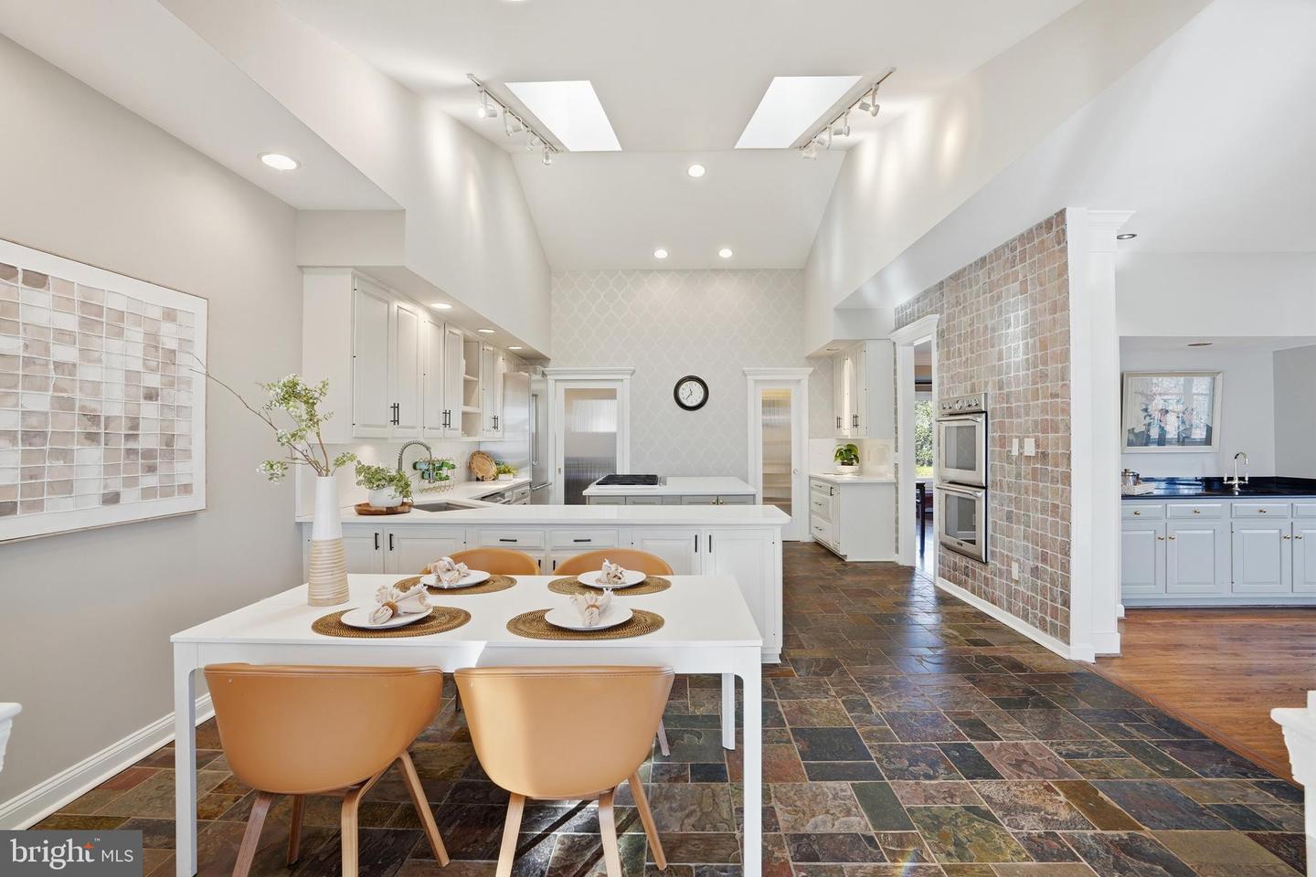 2007 SPRING BRANCH DR, VIENNA, Virginia 22181, 6 Bedrooms Bedrooms, ,5 BathroomsBathrooms,Residential,For sale,2007 SPRING BRANCH DR,VAFX2279418 MLS # VAFX2279418 2007 SPRING BRANCH DR, VIENNA, Virginia 22181, 6 Bedrooms Bedrooms, ,5 BathroomsBathrooms,Residential,For sale,2007 SPRING BRANCH DR,VAFX2279418 MLS # VAFX2279418