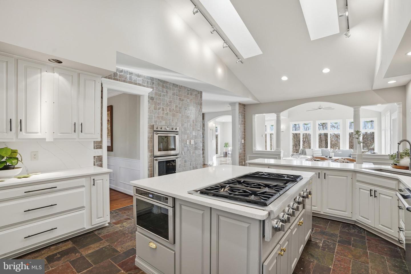 2007 SPRING BRANCH DR, VIENNA, Virginia 22181, 6 Bedrooms Bedrooms, ,5 BathroomsBathrooms,Residential,For sale,2007 SPRING BRANCH DR,VAFX2279418 MLS # VAFX2279418 2007 SPRING BRANCH DR, VIENNA, Virginia 22181, 6 Bedrooms Bedrooms, ,5 BathroomsBathrooms,Residential,For sale,2007 SPRING BRANCH DR,VAFX2279418 MLS # VAFX2279418