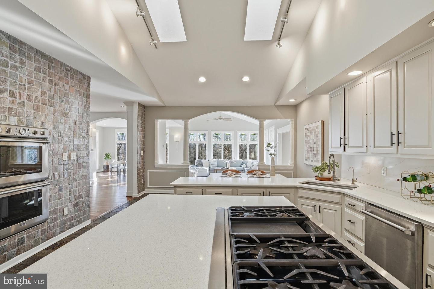 2007 SPRING BRANCH DR, VIENNA, Virginia 22181, 6 Bedrooms Bedrooms, ,5 BathroomsBathrooms,Residential,For sale,2007 SPRING BRANCH DR,VAFX2279418 MLS # VAFX2279418 2007 SPRING BRANCH DR, VIENNA, Virginia 22181, 6 Bedrooms Bedrooms, ,5 BathroomsBathrooms,Residential,For sale,2007 SPRING BRANCH DR,VAFX2279418 MLS # VAFX2279418