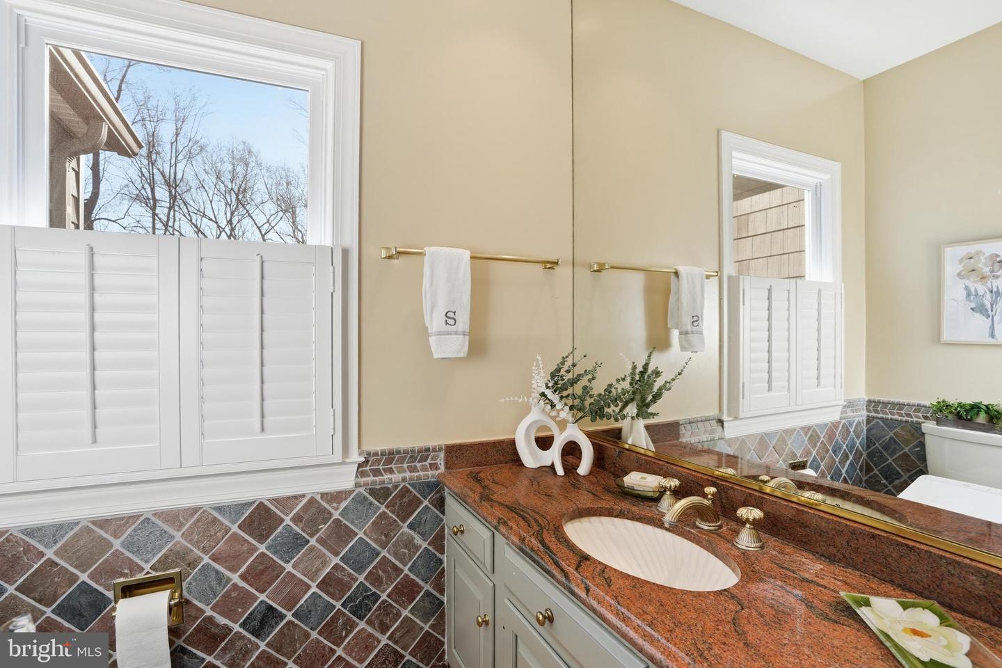 2007 SPRING BRANCH DR, VIENNA, Virginia 22181, 6 Bedrooms Bedrooms, ,5 BathroomsBathrooms,Residential,For sale,2007 SPRING BRANCH DR,VAFX2279418 MLS # VAFX2279418 2007 SPRING BRANCH DR, VIENNA, Virginia 22181, 6 Bedrooms Bedrooms, ,5 BathroomsBathrooms,Residential,For sale,2007 SPRING BRANCH DR,VAFX2279418 MLS # VAFX2279418