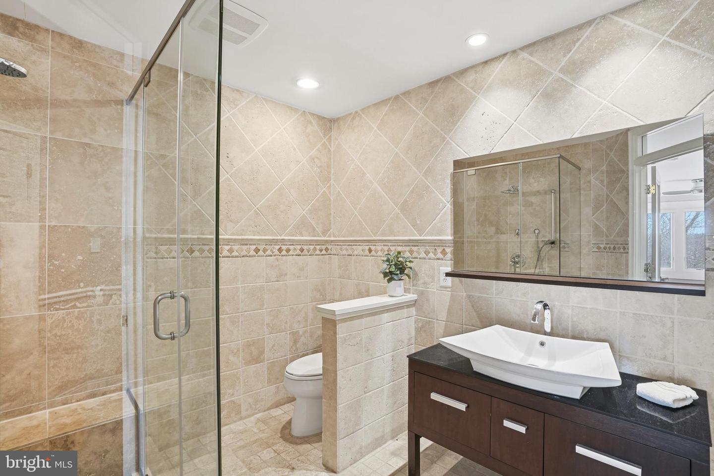 2007 SPRING BRANCH DR, VIENNA, Virginia 22181, 6 Bedrooms Bedrooms, ,5 BathroomsBathrooms,Residential,For sale,2007 SPRING BRANCH DR,VAFX2279418 MLS # VAFX2279418 2007 SPRING BRANCH DR, VIENNA, Virginia 22181, 6 Bedrooms Bedrooms, ,5 BathroomsBathrooms,Residential,For sale,2007 SPRING BRANCH DR,VAFX2279418 MLS # VAFX2279418