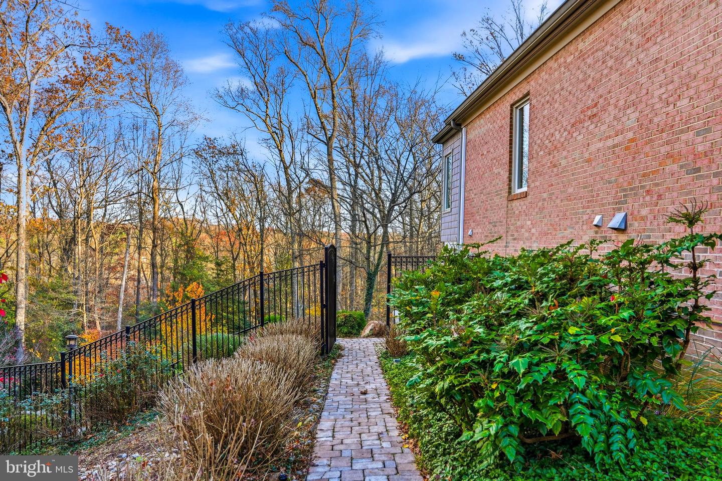 2007 SPRING BRANCH DR, VIENNA, Virginia 22181, 6 Bedrooms Bedrooms, ,5 BathroomsBathrooms,Residential,For sale,2007 SPRING BRANCH DR,VAFX2279418 MLS # VAFX2279418 2007 SPRING BRANCH DR, VIENNA, Virginia 22181, 6 Bedrooms Bedrooms, ,5 BathroomsBathrooms,Residential,For sale,2007 SPRING BRANCH DR,VAFX2279418 MLS # VAFX2279418