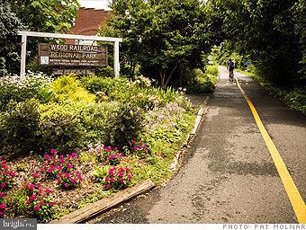 2007 SPRING BRANCH DR, VIENNA, Virginia 22181, 6 Bedrooms Bedrooms, ,5 BathroomsBathrooms,Residential,For sale,2007 SPRING BRANCH DR,VAFX2279418 MLS # VAFX2279418