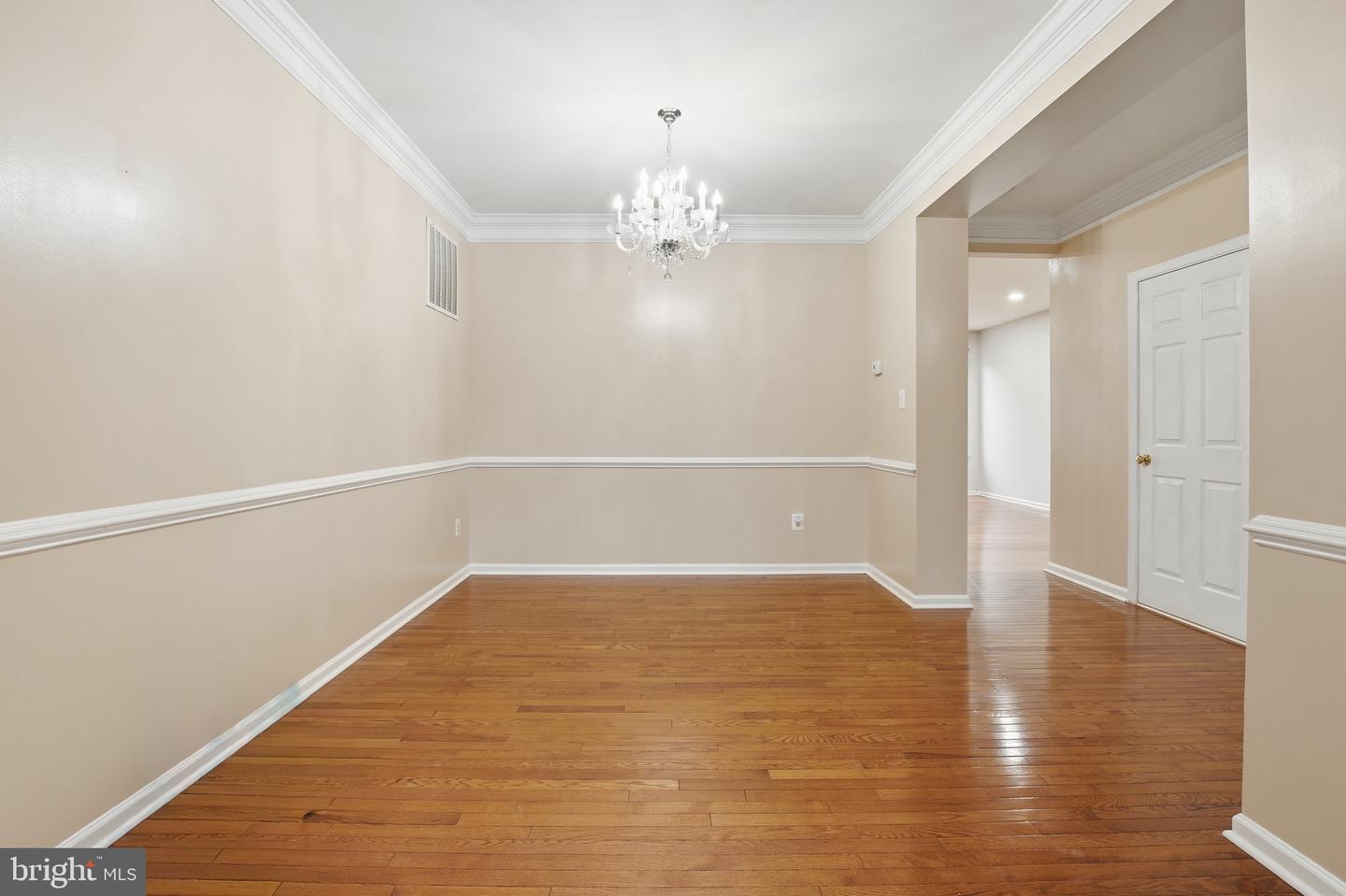 25382 WHIPPOORWILL TER, CHANTILLY, Virginia 20152, 3 Bedrooms Bedrooms, ,3 BathroomsBathrooms,Residential,For sale,25382 WHIPPOORWILL TER,VALO2111844 MLS # VALO2111844