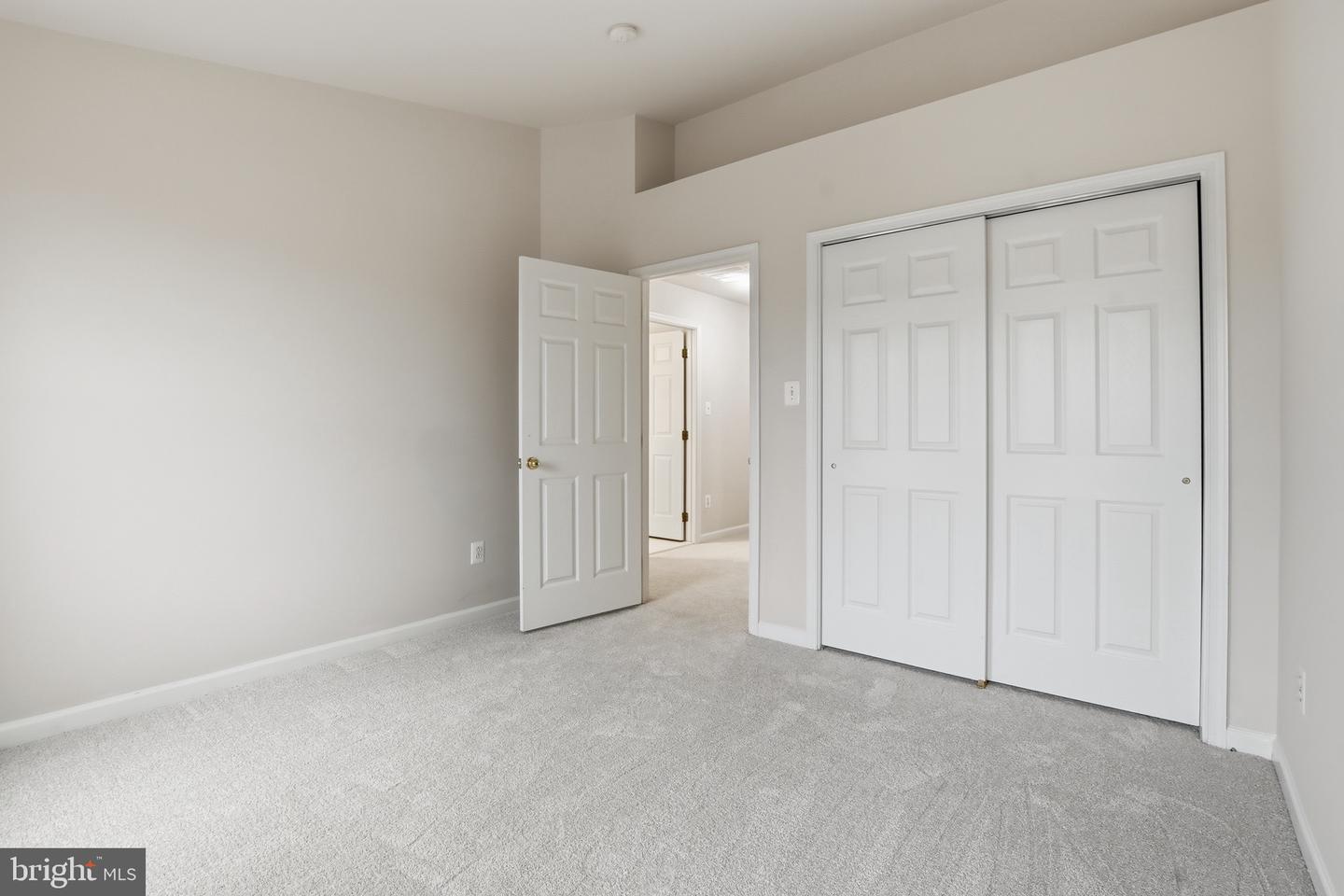 25382 WHIPPOORWILL TER, CHANTILLY, Virginia 20152, 3 Bedrooms Bedrooms, ,3 BathroomsBathrooms,Residential,For sale,25382 WHIPPOORWILL TER,VALO2111844 MLS # VALO2111844