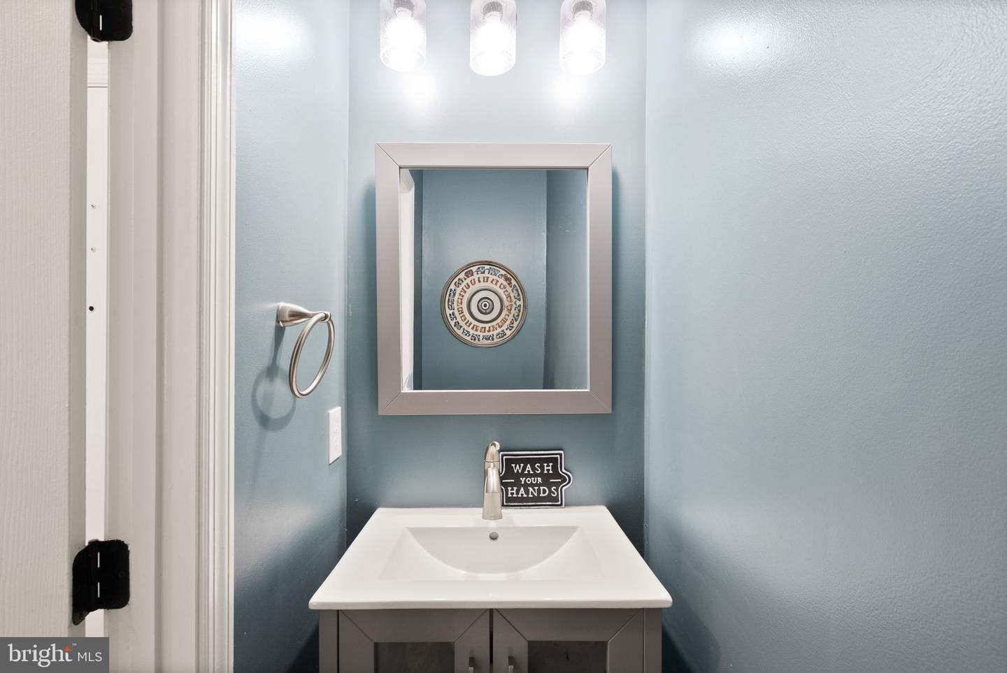 6020 KESTNER CIR, ALEXANDRIA, Virginia 22315, 3 Bedrooms Bedrooms, ,2 BathroomsBathrooms,Residential,For sale,6020 KESTNER CIR,VAFX2282226 MLS # VAFX2282226