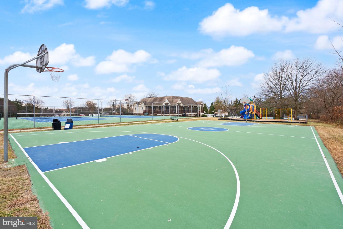 6020 KESTNER CIR, ALEXANDRIA, Virginia 22315, 3 Bedrooms Bedrooms, ,2 BathroomsBathrooms,Residential,For sale,6020 KESTNER CIR,VAFX2282226 MLS # VAFX2282226