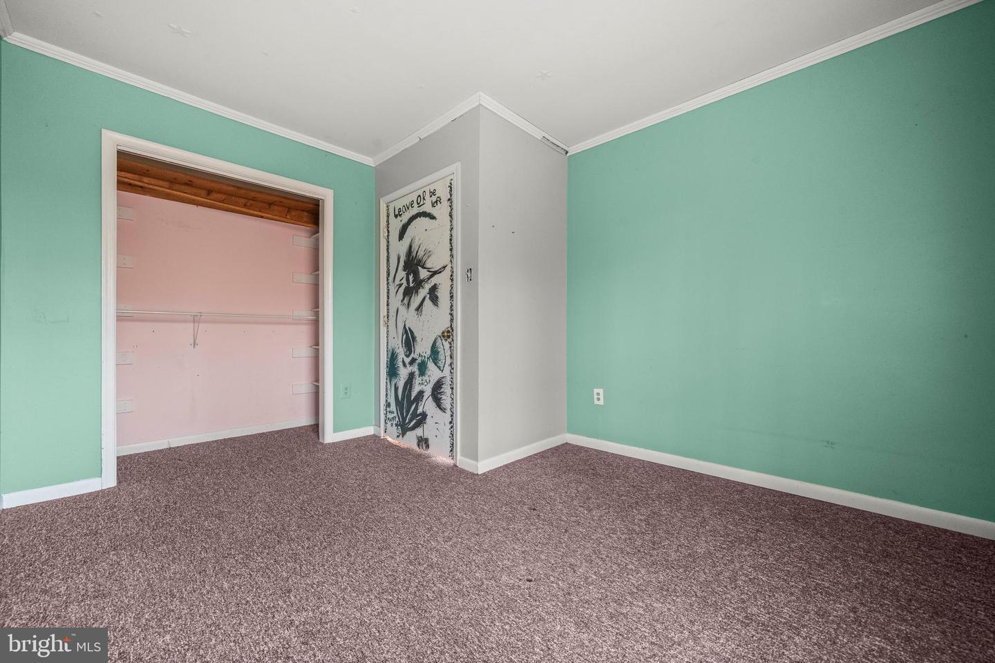 6727 BULL MOOSE CT, MARSHALL, Virginia 20115, 4 Bedrooms Bedrooms, ,2 BathroomsBathrooms,Residential,For sale,6727 BULL MOOSE CT,VAFQ2019898 MLS # VAFQ2019898