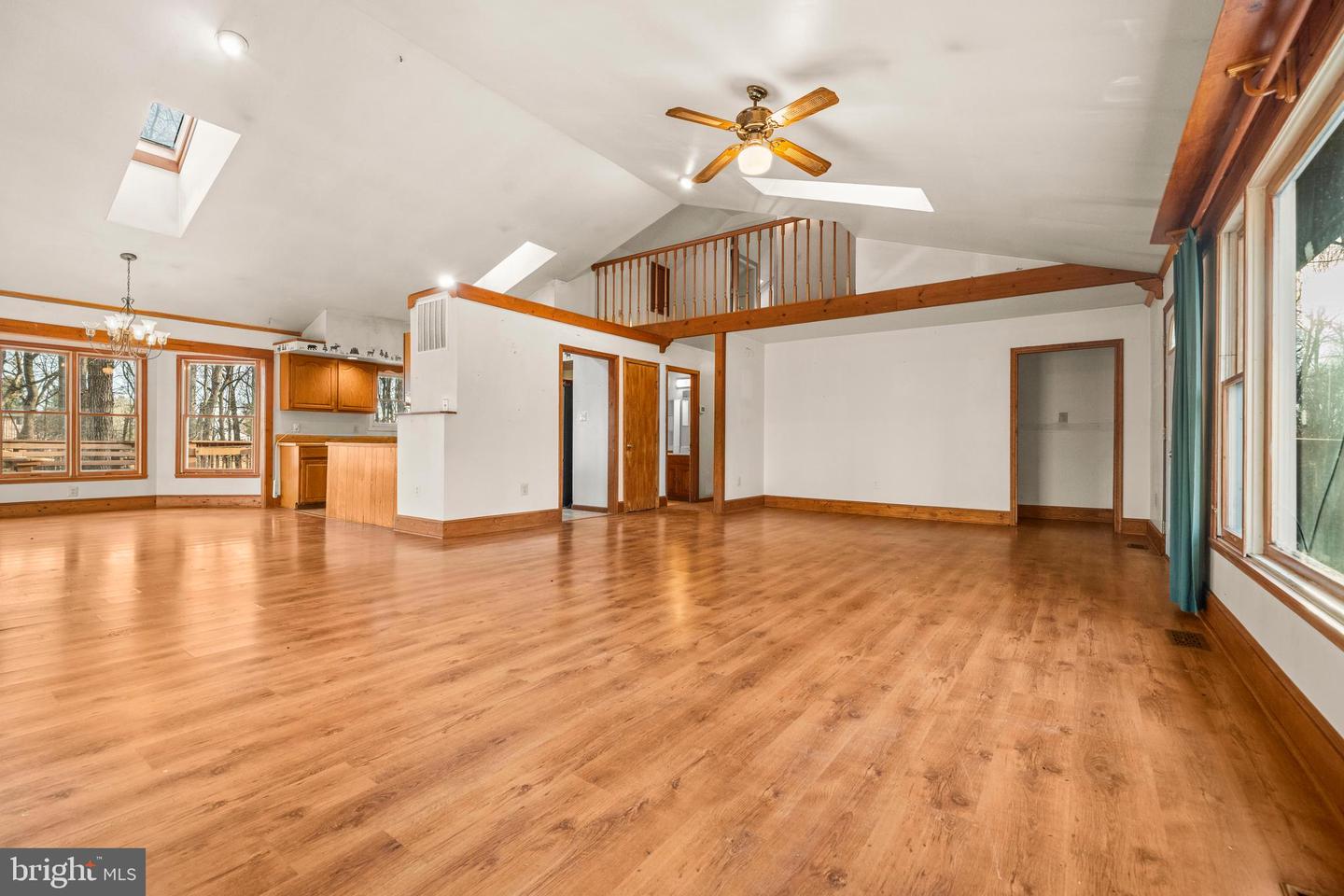 6727 BULL MOOSE CT, MARSHALL, Virginia 20115, 4 Bedrooms Bedrooms, ,2 BathroomsBathrooms,Residential,For sale,6727 BULL MOOSE CT,VAFQ2019898 MLS # VAFQ2019898