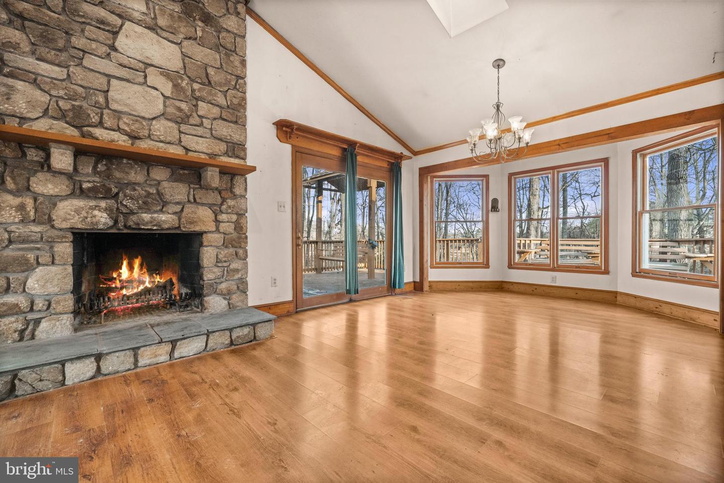 6727 BULL MOOSE CT, MARSHALL, Virginia 20115, 4 Bedrooms Bedrooms, ,2 BathroomsBathrooms,Residential,For sale,6727 BULL MOOSE CT,VAFQ2019898 MLS # VAFQ2019898