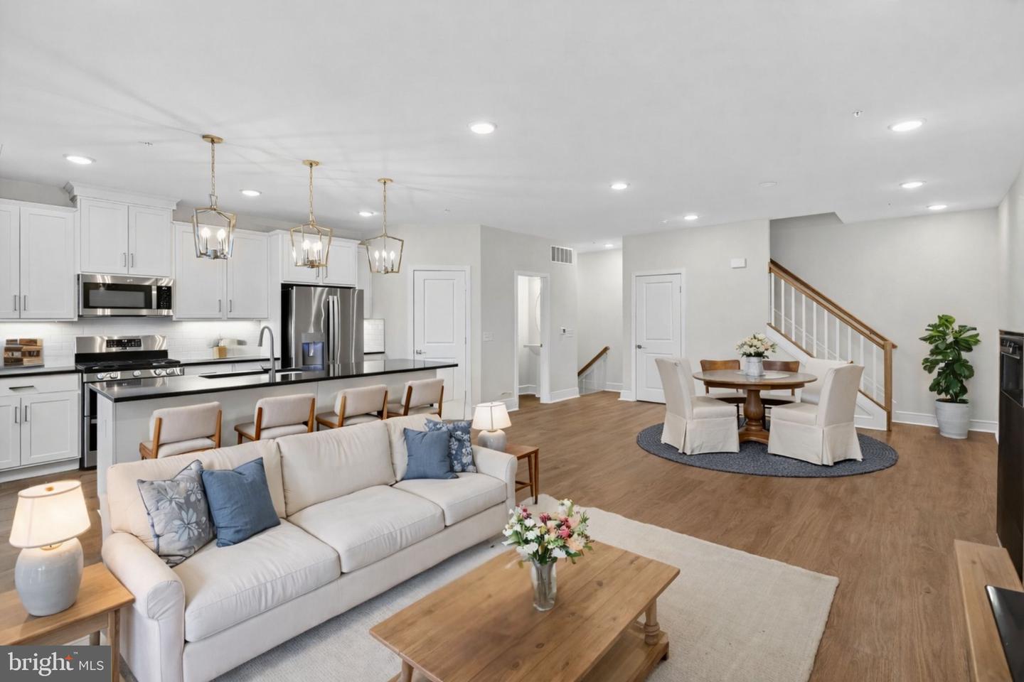 21805 CROXLEY TER, BROADLANDS, Virginia 20148, 3 Bedrooms Bedrooms, ,2 BathroomsBathrooms,Residential,For sale,21805 CROXLEY TER,VALO2112304 MLS # VALO2112304