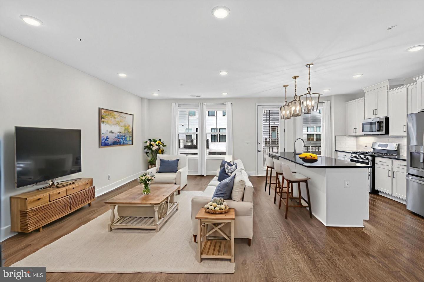 21805 CROXLEY TER, BROADLANDS, Virginia 20148, 3 Bedrooms Bedrooms, ,2 BathroomsBathrooms,Residential,For sale,21805 CROXLEY TER,VALO2112304 MLS # VALO2112304