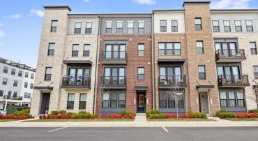 21805 CROXLEY TER, BROADLANDS, Virginia 20148, 3 Bedrooms Bedrooms, ,2 BathroomsBathrooms,Residential,For sale,21805 CROXLEY TER,VALO2112304 MLS # VALO2112304