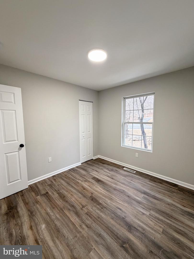 121 GRAYWOLF TRL, WINCHESTER, Virginia 22602, 4 Bedrooms Bedrooms, ,2 BathroomsBathrooms,Residential,For sale,121 GRAYWOLF TRL,VAFV2038554 MLS # VAFV2038554 121 GRAYWOLF TRL, WINCHESTER, Virginia 22602, 4 Bedrooms Bedrooms, ,2 BathroomsBathrooms,Residential,For sale,121 GRAYWOLF TRL,VAFV2038554 MLS # VAFV2038554