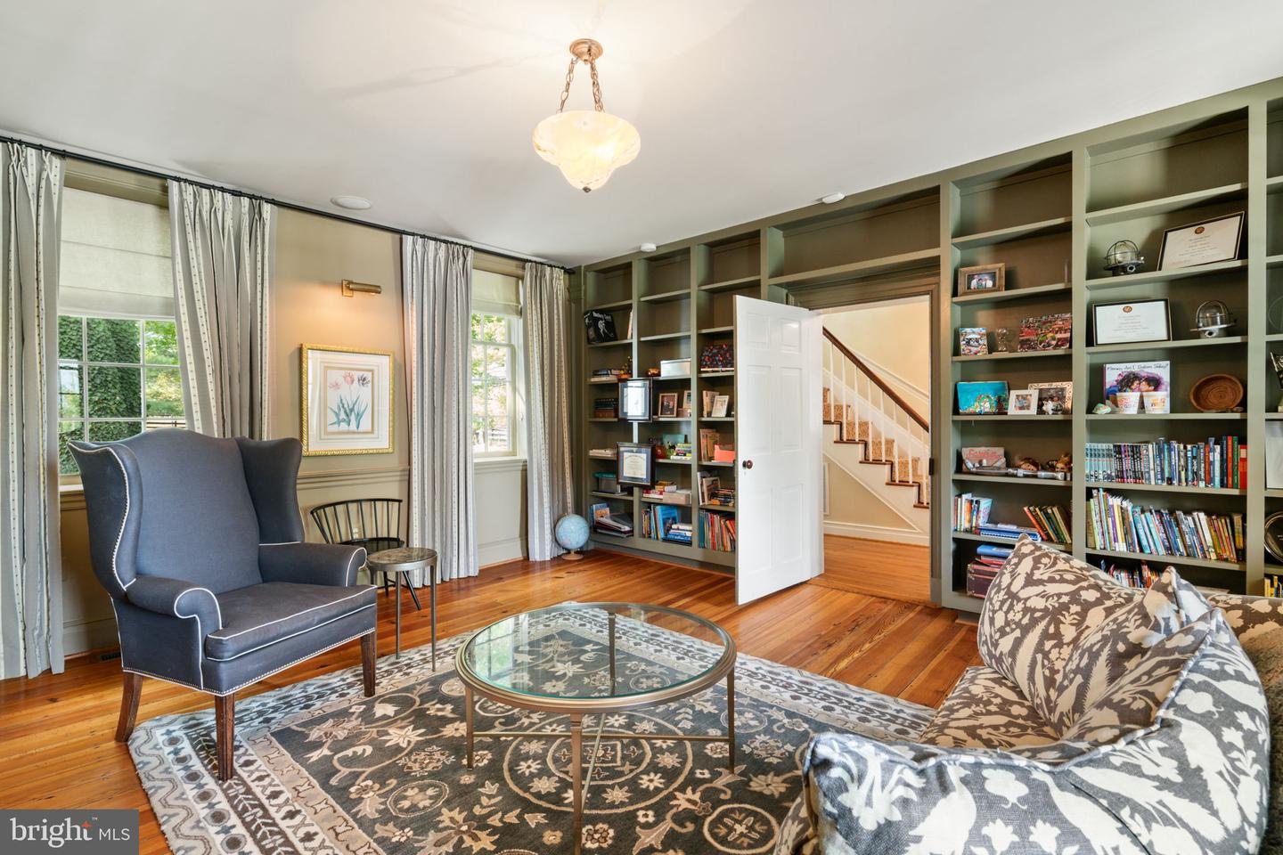 19937 EVERGREEN MILLS RD, LEESBURG, Virginia 20175, 4 Bedrooms Bedrooms, ,4 BathroomsBathrooms,Residential,For sale,19937 EVERGREEN MILLS RD,VALO2112992 MLS # VALO2112992