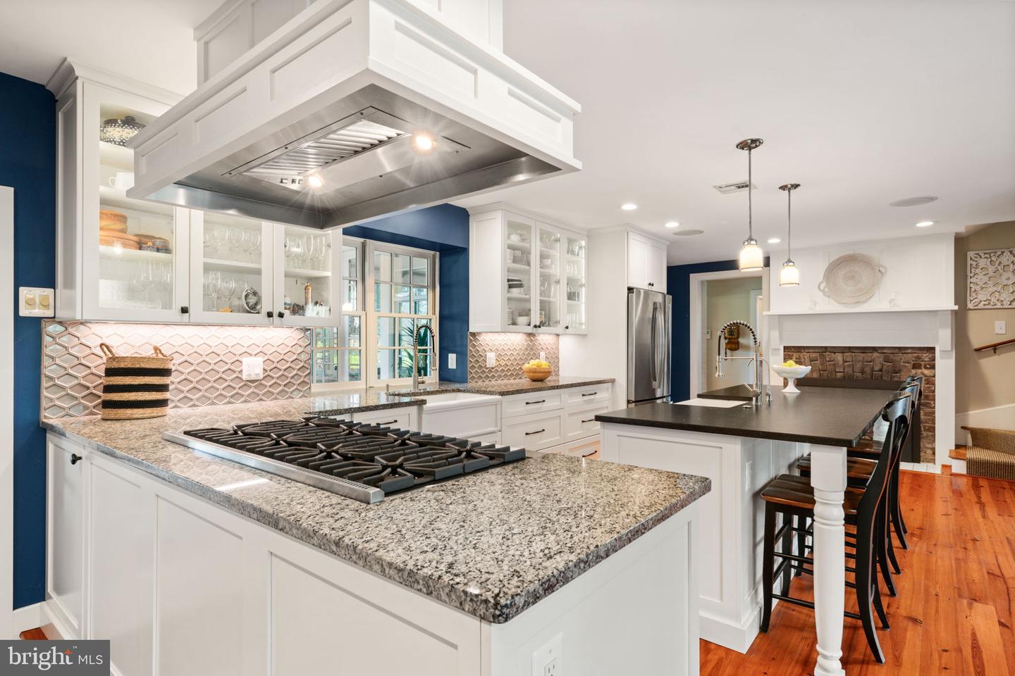 19937 EVERGREEN MILLS RD, LEESBURG, Virginia 20175, 4 Bedrooms Bedrooms, ,4 BathroomsBathrooms,Residential,For sale,19937 EVERGREEN MILLS RD,VALO2112992 MLS # VALO2112992