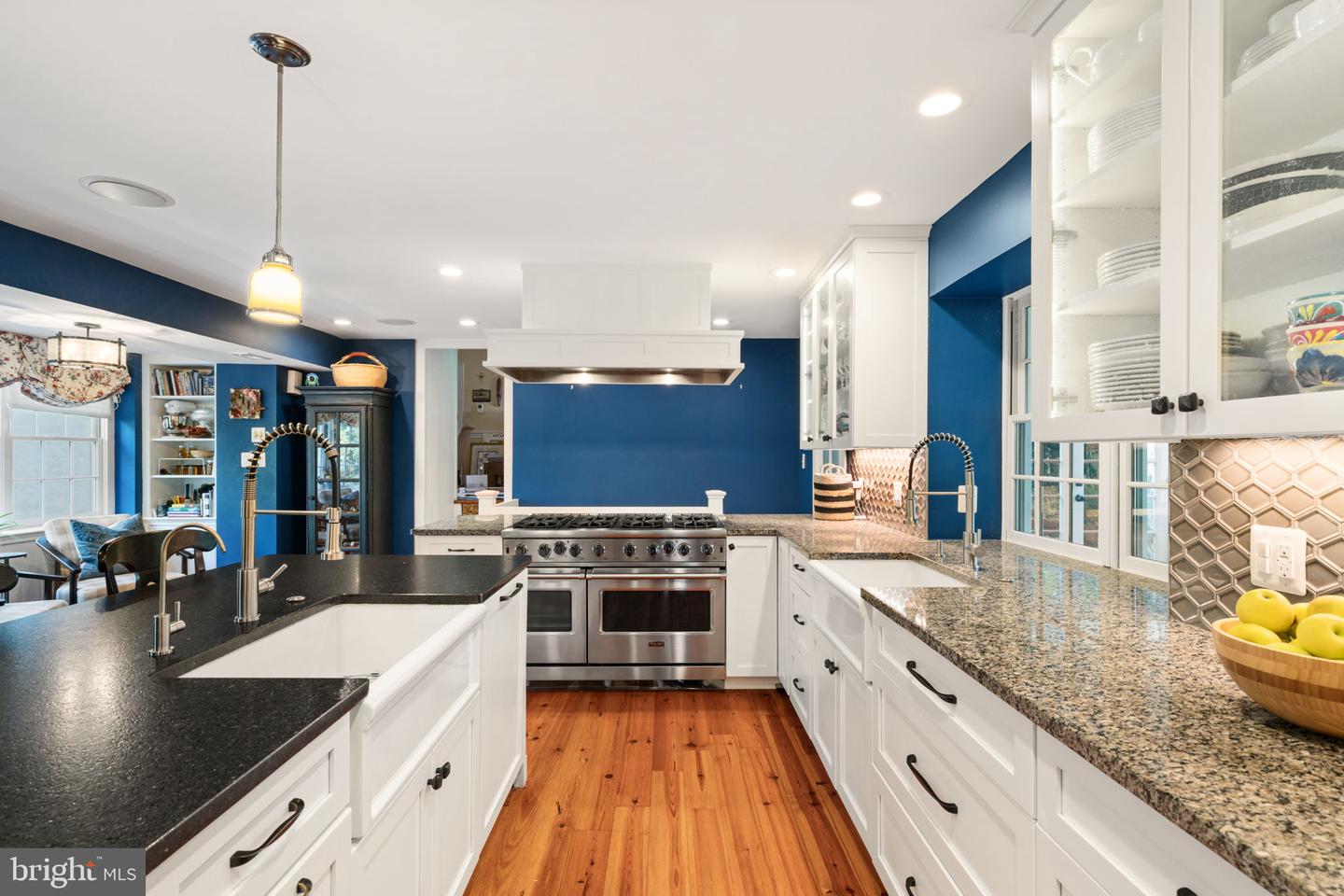 19937 EVERGREEN MILLS RD, LEESBURG, Virginia 20175, 4 Bedrooms Bedrooms, ,4 BathroomsBathrooms,Residential,For sale,19937 EVERGREEN MILLS RD,VALO2112992 MLS # VALO2112992